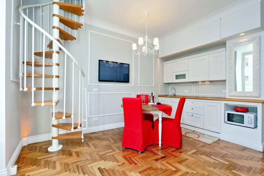 Elegant Vibia 300 Mt From Colosseum Appartamento