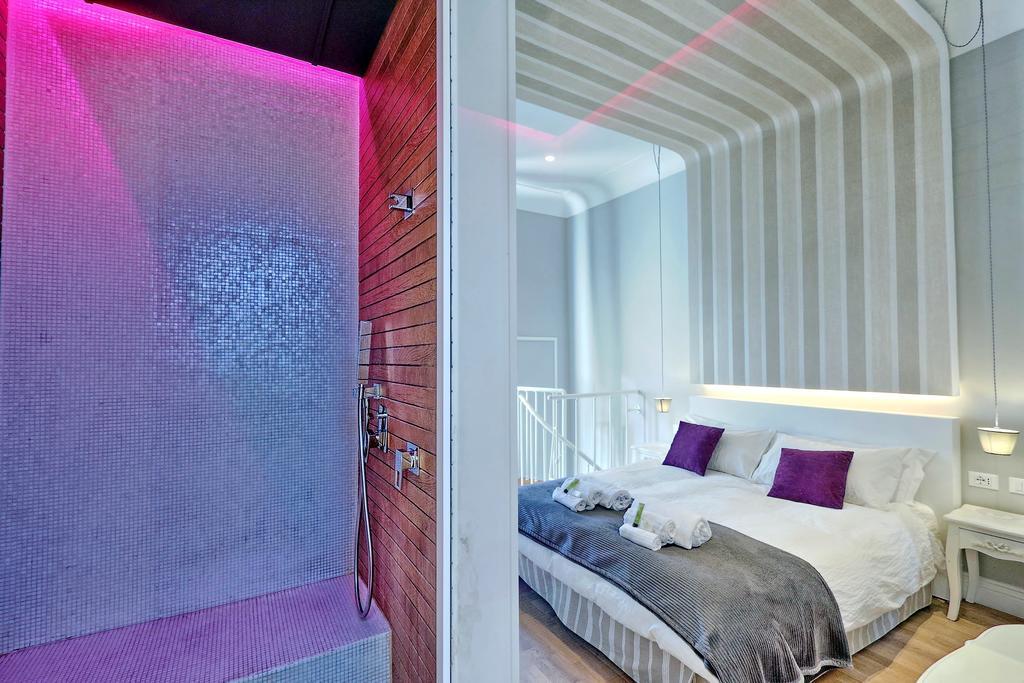 Elegant Vibia 300 Mt From Colosseum Apartment